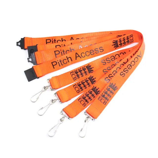 Polyester Lanyard Vs. Baumwoll -Lanyard: Welches regiert oberste?